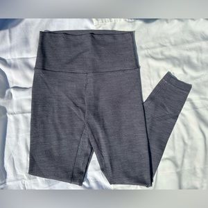 lululemon Align High Rise Leggings 28” in Mini Herringbone Heathered Grey